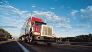 5 signs that it's time for semi truck maintenance